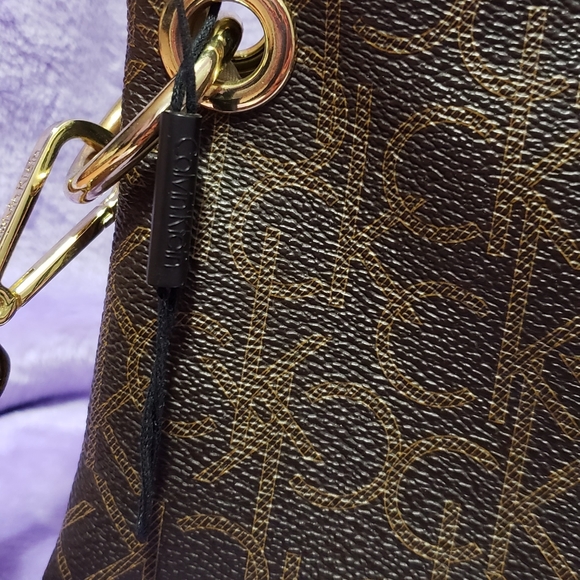 Calvin Klein bag - Picture 3 of 8